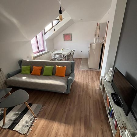Stan Na Dan Loznica Daire Dış mekan fotoğraf